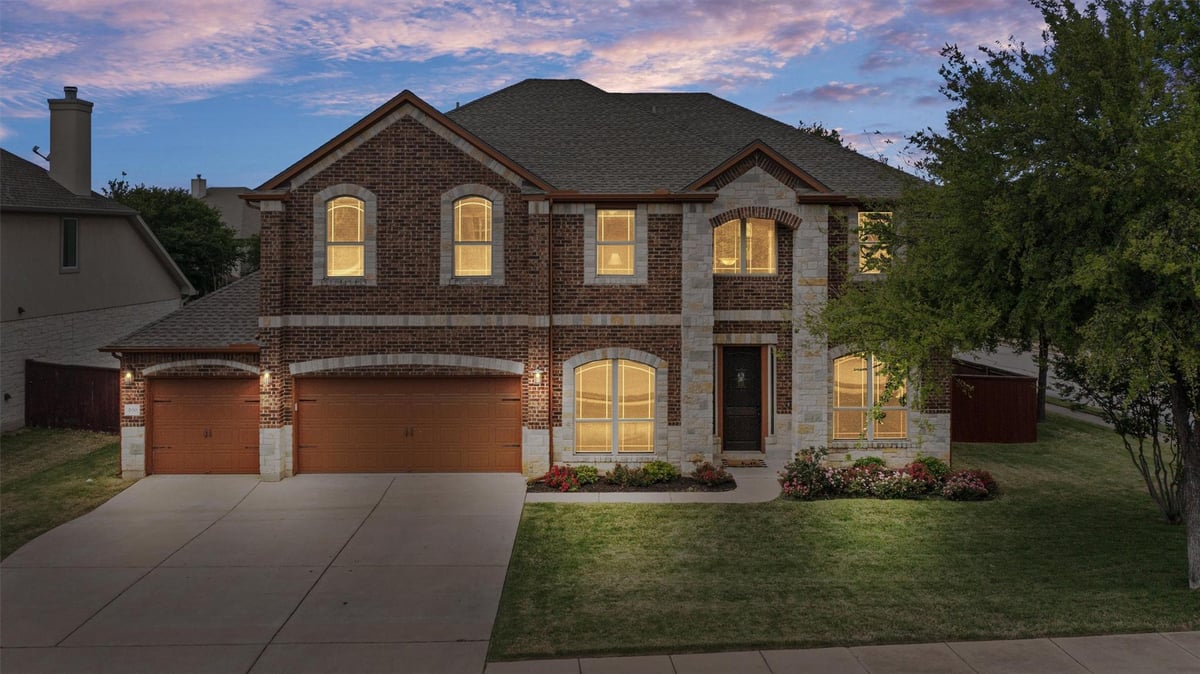 View 200 Lake Livingston DR in Parkside at Mayfield Ranch Sec 9 200 Lake Livingston DR - front exterior - Luxury home in Parkside at Mayfield Ranch Sec 9, Georgetown, TX
