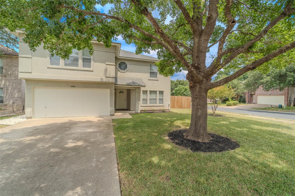 View 2000 Elk Ridge CV in Meadows Chandler Creek Sec 05 2000 Elk Ridge CV - front exterior - Luxury home in Meadows Chandler Creek Sec 05, Round Rock, TX