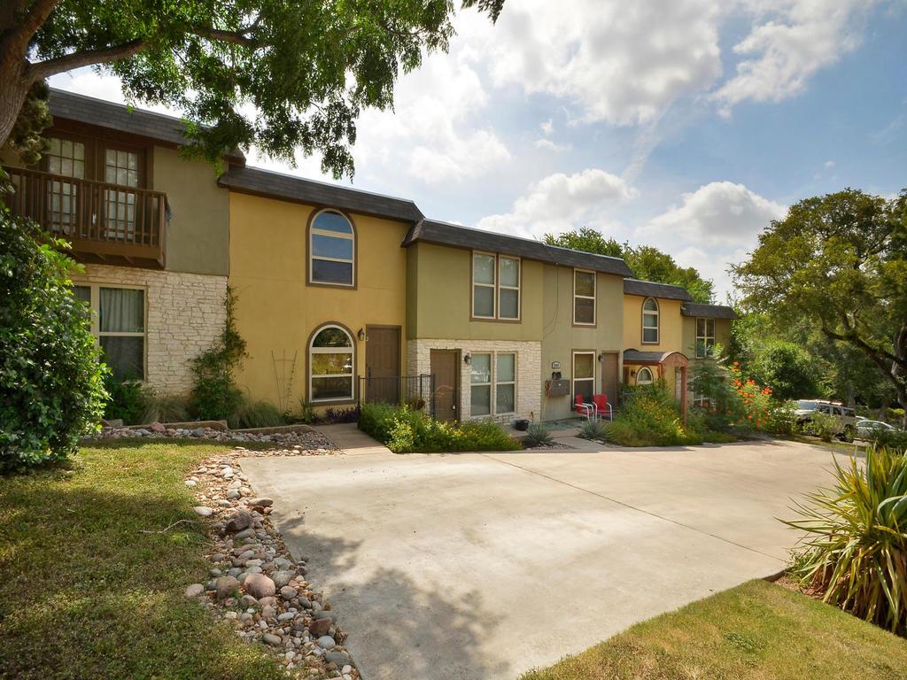 View 2000 Lightsey Rd Unit #3 in 2000 Lightsey Condo 2000 Lightsey Rd Unit #3 - property photo 1 - Luxury home in 2000 Lightsey Condo, Austin, TX