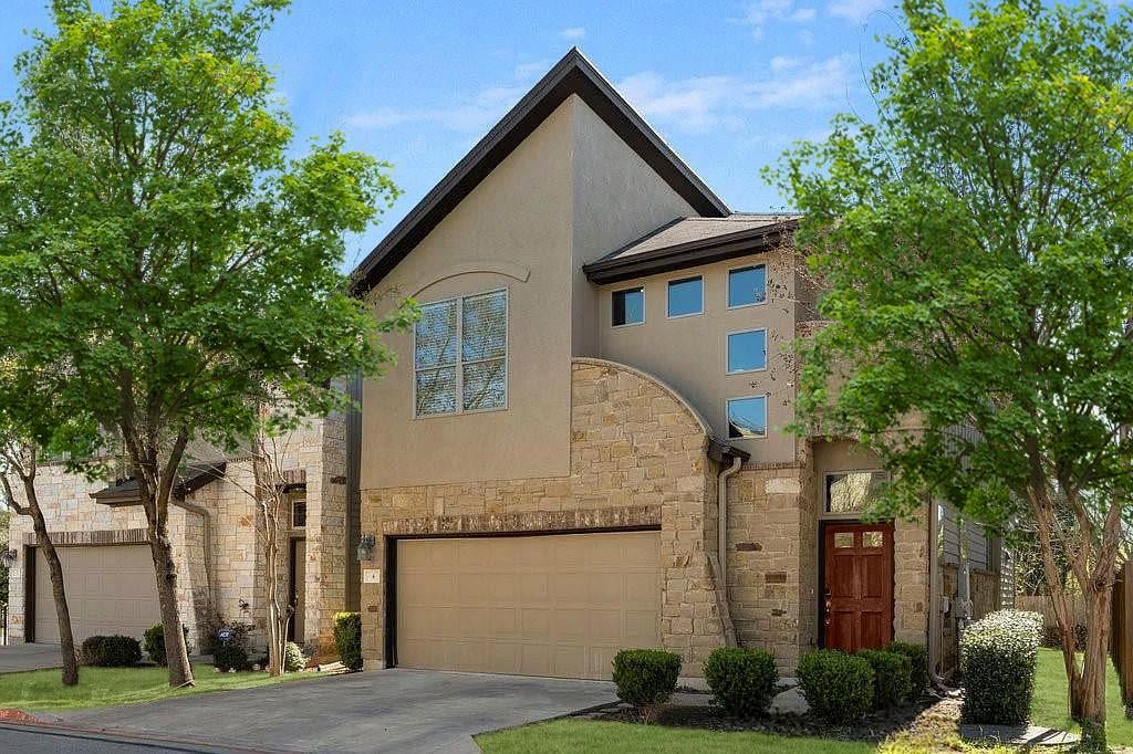 View 2001 Faro DR Unit #4 in Riverside Villas 2001 Faro DR Unit #4 - front exterior - Luxury home in Riverside Villas, Austin, TX