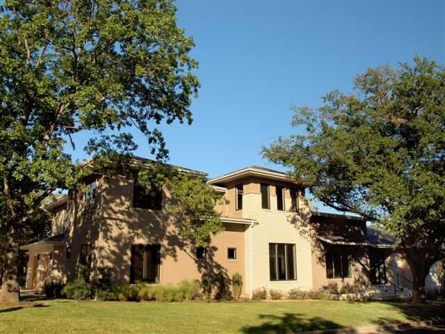View 2001 Robinhood in Tarrytown 2001 Robinhood - property photo 1 - Luxury home in Tarrytown, Austin, TX