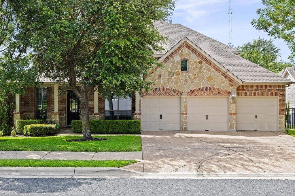 View 2006 Westvalley PL in Teravista Sec 17A 2006 Westvalley PL - front exterior - Luxury home in Teravista Sec 17A, Round Rock, TX