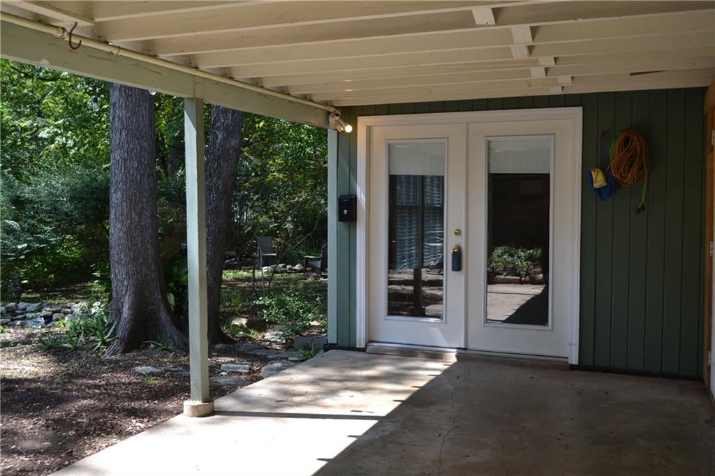 View 2006 Winsted LN Unit #B in Steiner T C 2006 Winsted LN Unit #B - property photo 1 - Luxury home in Steiner T C, Austin, TX