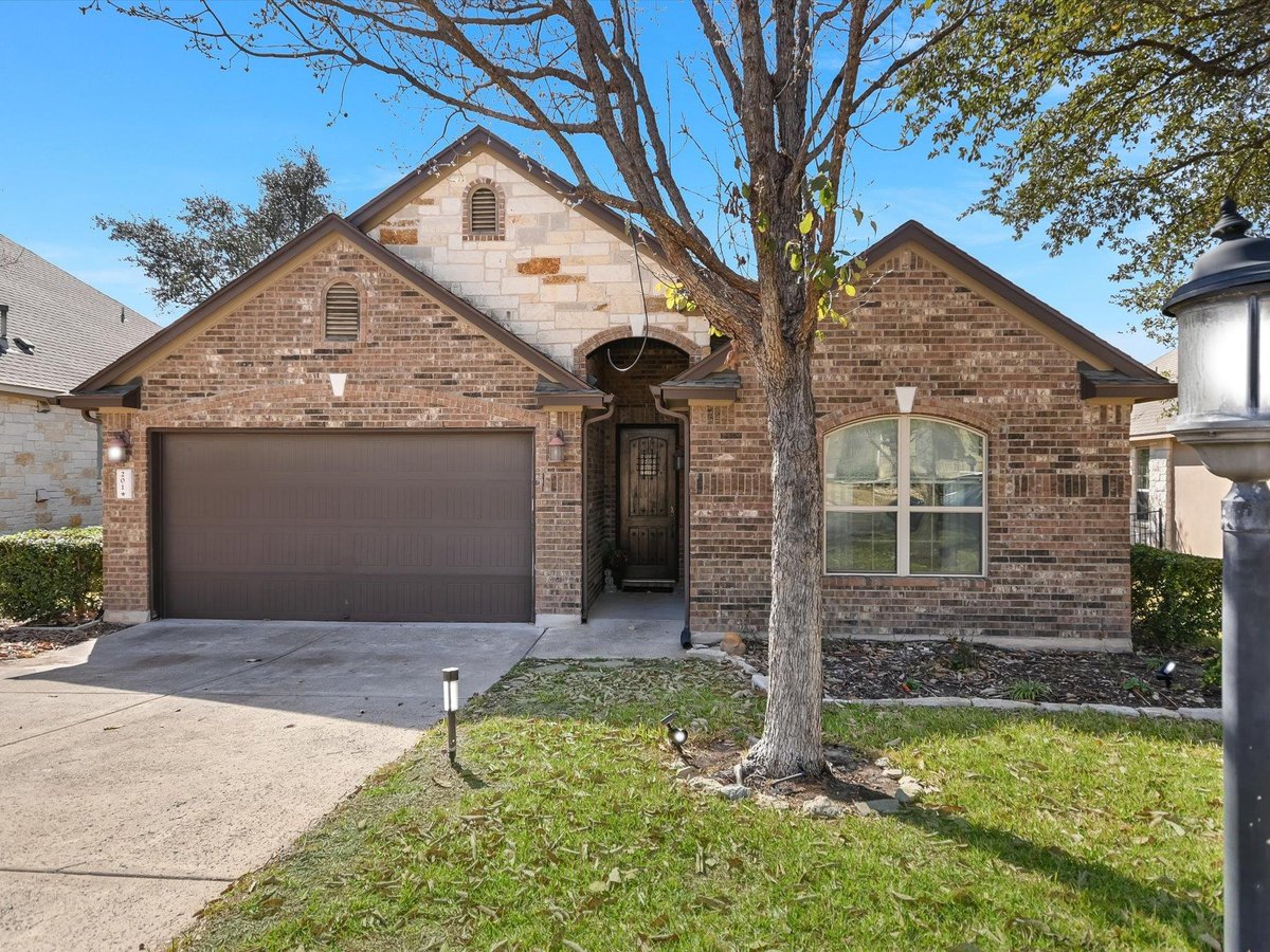 201 Bellagio Dr - front exterior - Luxury home in North Lakeway Village Sec 03, Austin, TX