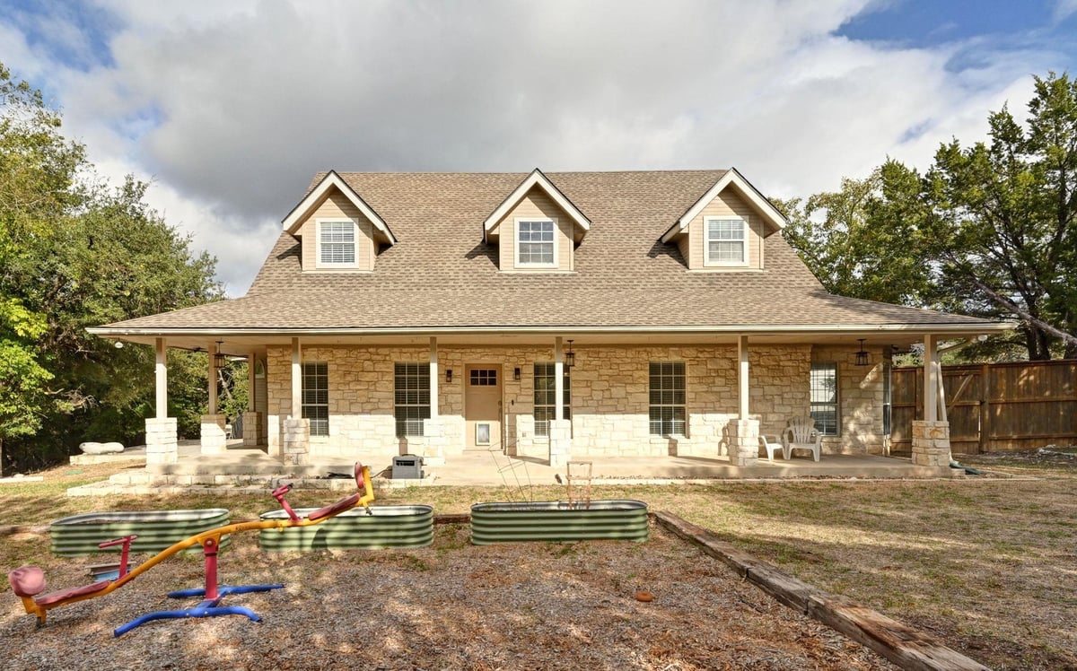 Primary bedroom at 201 Comanche Cp - 4 bed 2 bath home