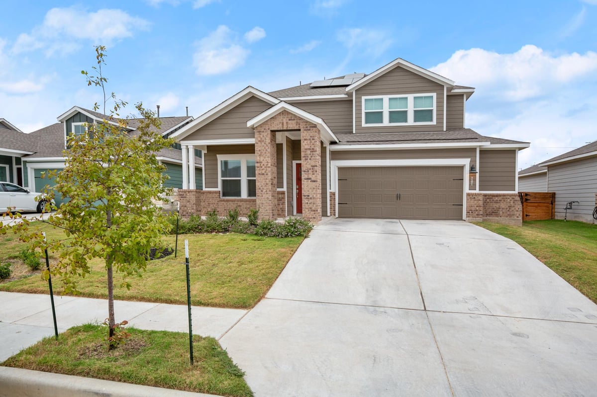 View 201 Mendoza in Plum Creek Ph 2 Sec 2 201 Mendoza - front exterior - Luxury home in Plum Creek Ph 2 Sec 2, Kyle, TX