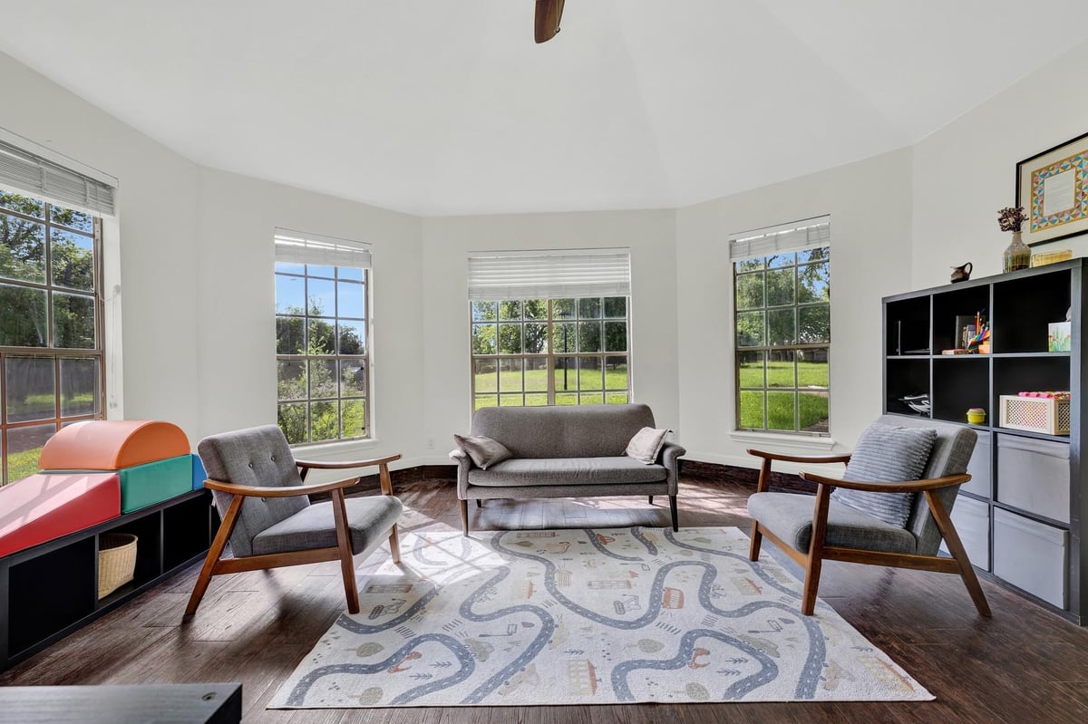 Living area at 201 Ridgewood Dr - 2 bed 2 bath home