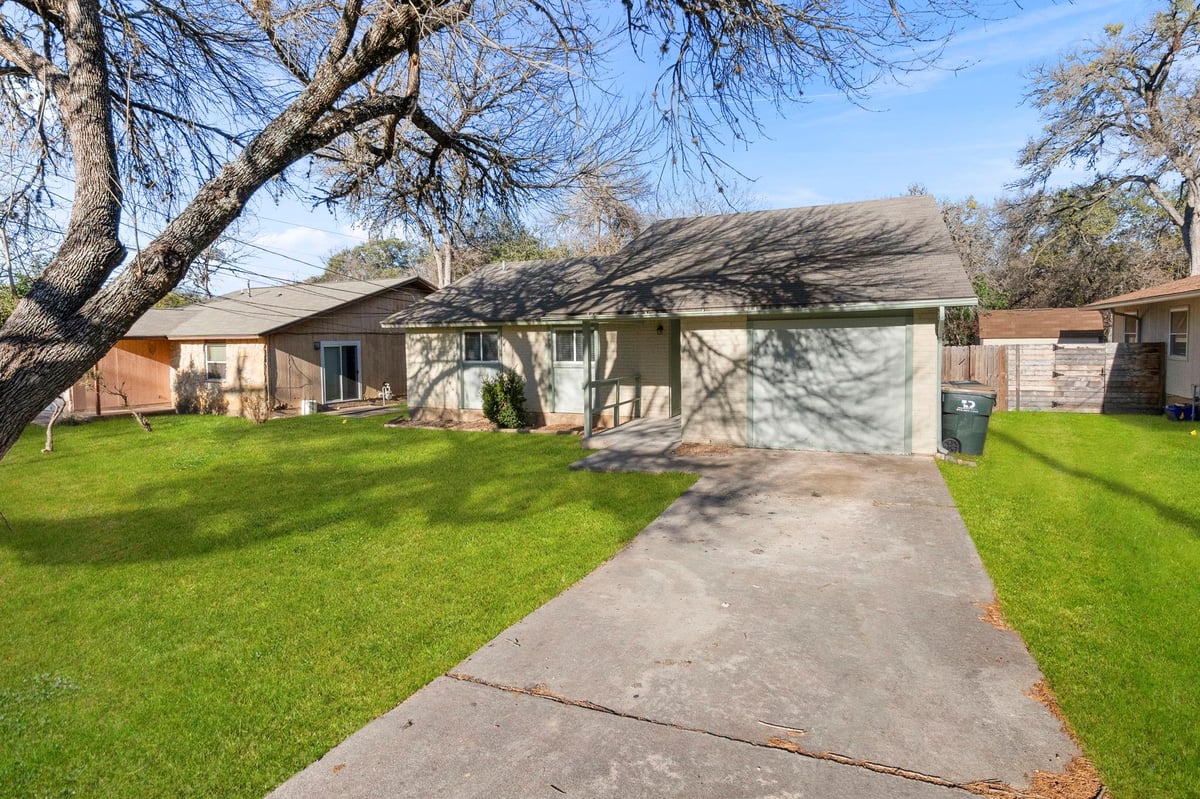 View 2016 Nevada St in Castle Forest 2016 Nevada St - front exterior - Luxury home in Castle Forest, San Marcos, TX