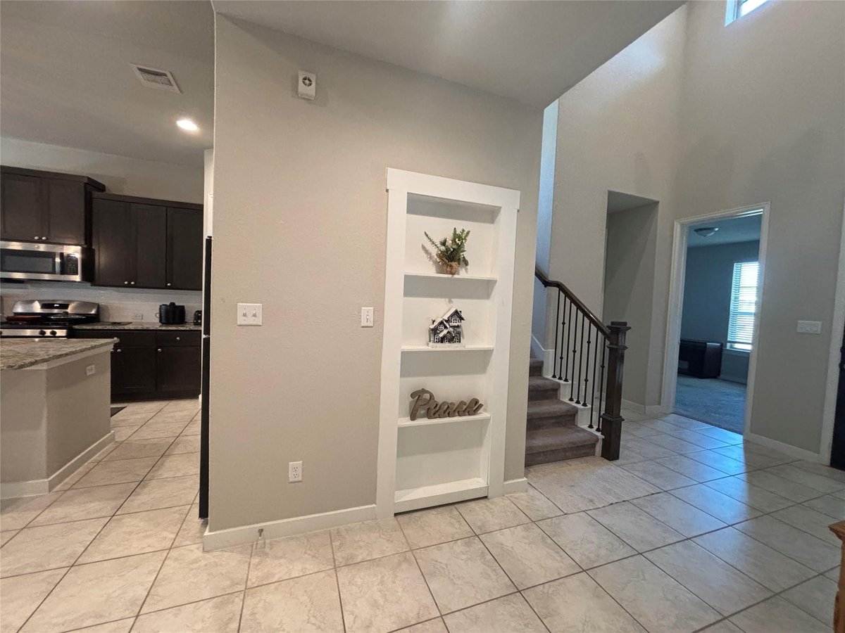 Kitchen at 2017 Palmera Ridge Blvd  2017 Palmera Ridge Blvd Blvd - 5 bed 2 bath home