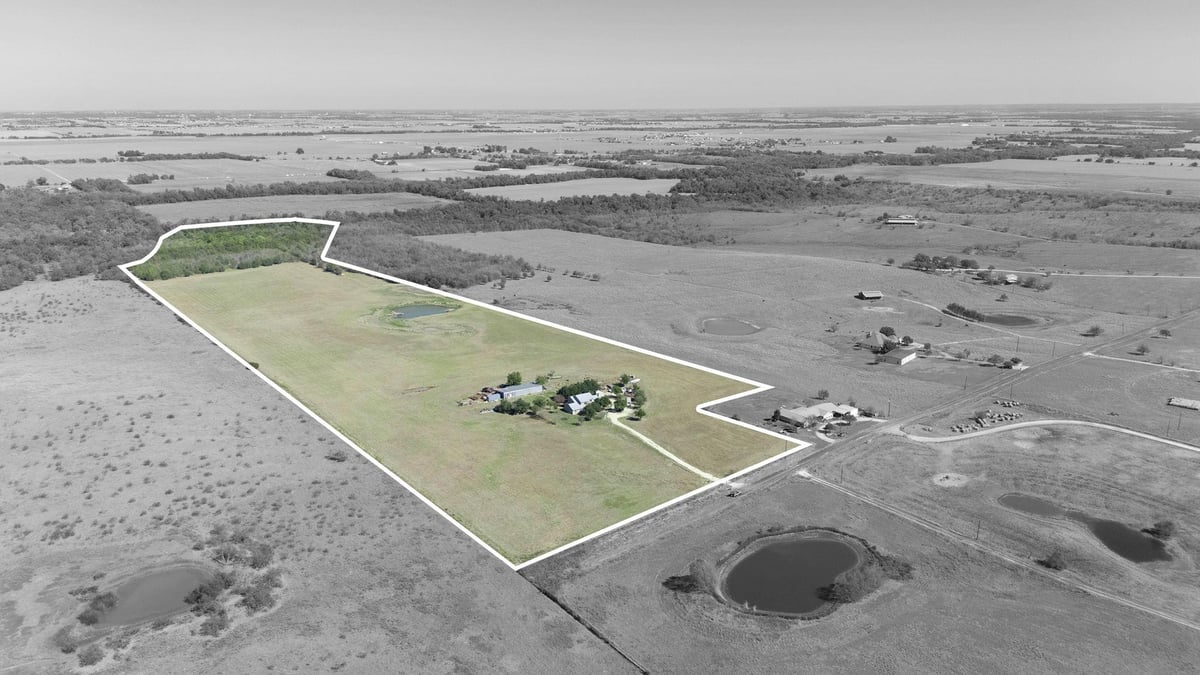 View 20181 Janak RD in Janak 20181 Janak RD - property photo 1 - Luxury home in Janak, Coupland, TX
