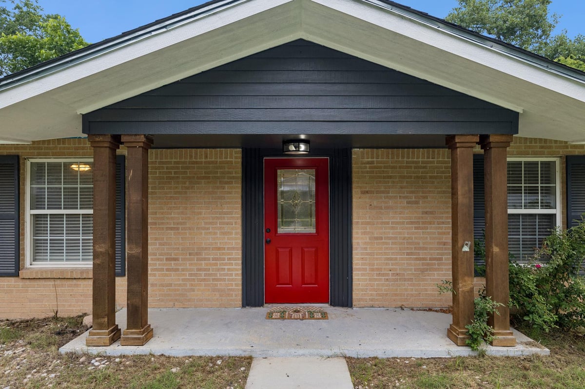 View 202 E Tate ST in Fowler Add 202 E Tate ST - front exterior - Luxury home in Fowler Add, Burnet, TX