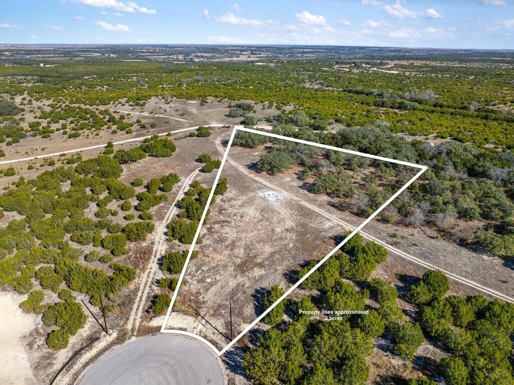 View 202 Whispering Wind Rd in Whispering Wind 202 Whispering Wind Rd - front exterior - Luxury lot in Whispering Wind, Bertram, TX