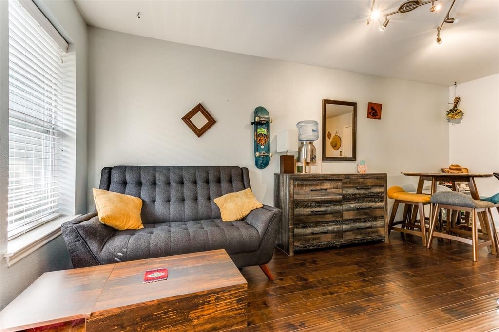 View 2020 S Congress Ave Unit #1124 in Bouldin Creek 2020 S Congress Ave Unit #1124 - property photo 1 - Luxury home in Bouldin Creek, Austin, TX
