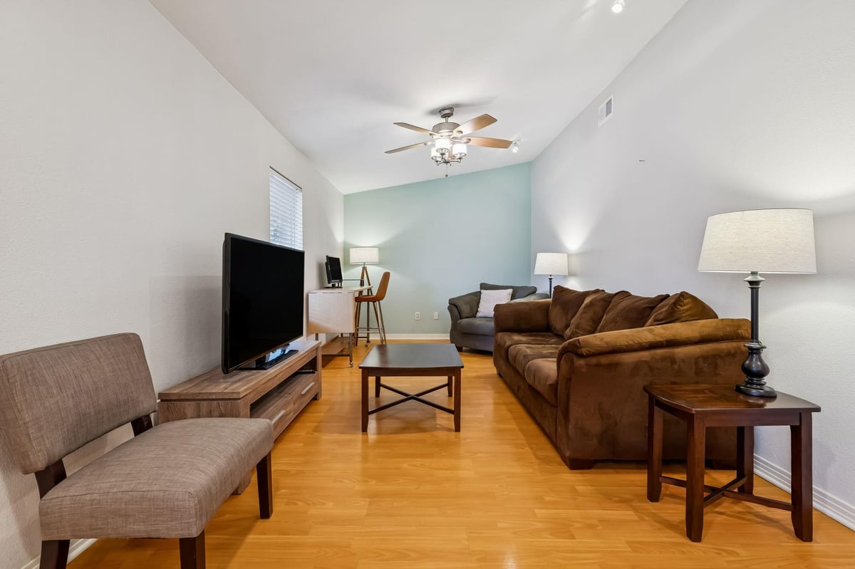 2021 Bluebonnet Ln Unit #210 - front exterior - Luxury home in Zilker Condo Amd, Austin, TX