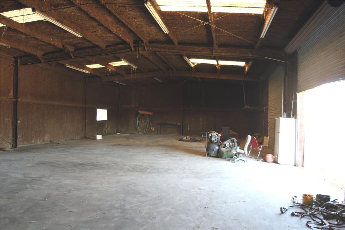 Living area at 20218 Keilman Ln - shallow creek, Pflugerville, TX
