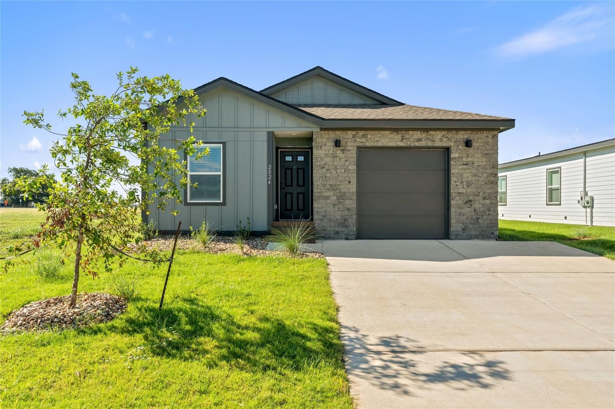 View 2024 Applewood DR in Lockhart 2024 Applewood DR, photo 1 of 28, Lockhart, Lockhart, TX