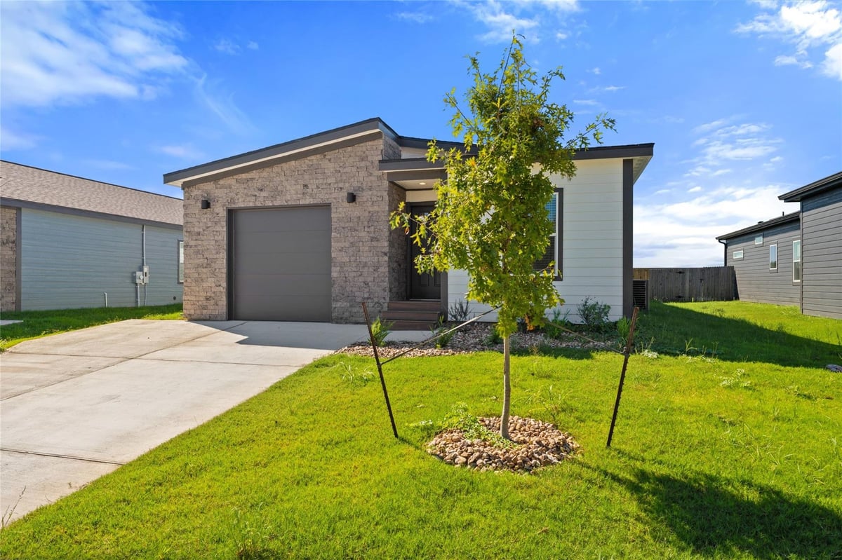 View 2026 Applewood DR in Lockhart 2026 Applewood DR, photo 1 of 27, Lockhart, Lockhart, TX