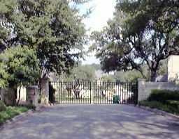 View 2026 Rue de St in ST TROPEZ 2026 Rue de St - property photo 1 - Luxury home in ST TROPEZ, Austin, TX