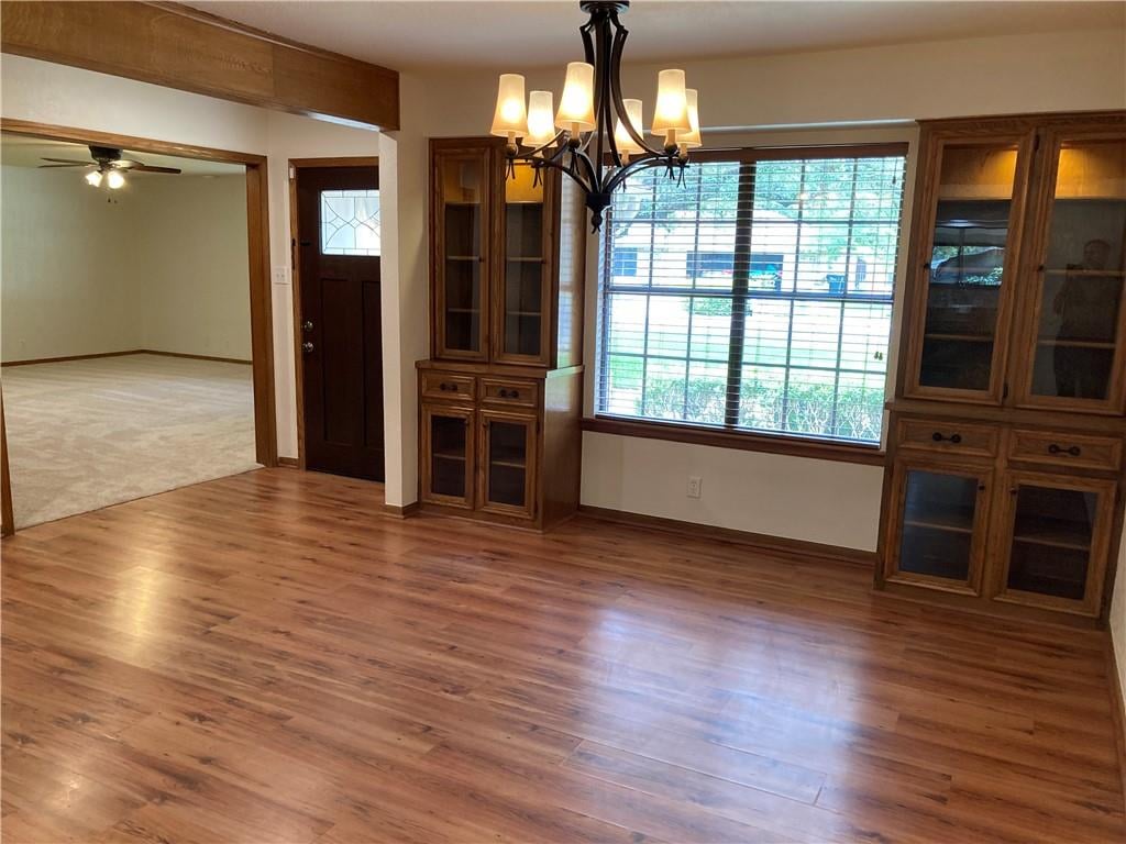 Living area at 203 Oakwood Dr - 4 bed 2 bath home