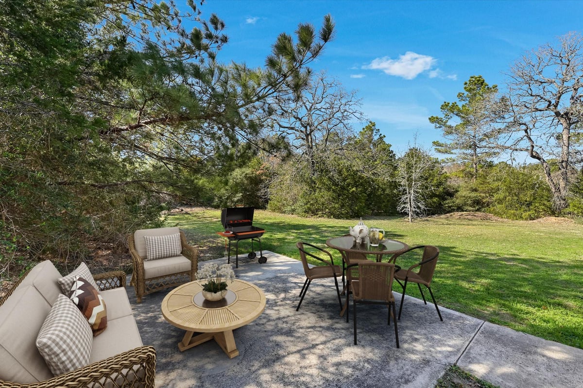 Living area at 203 Pathfinders Way - 3 bed 2 bath home