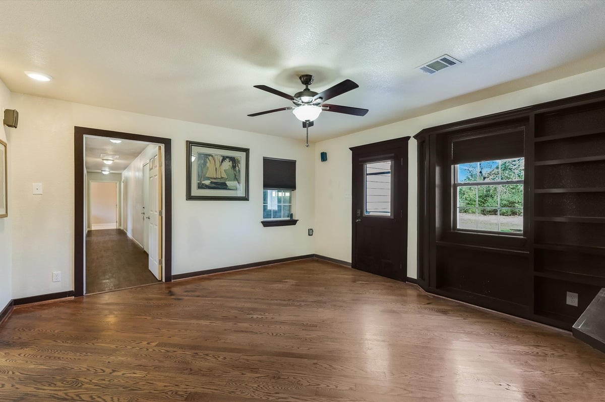 Primary bedroom at 203 Pathfinders Way - 3 bed 2 bath home