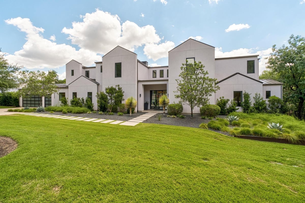 View 203 Wild Cat Holw in Ll Bradshaw Sub 203 Wild Cat Holw - front exterior - Luxury home in Ll Bradshaw Sub, West Lake Hills, TX