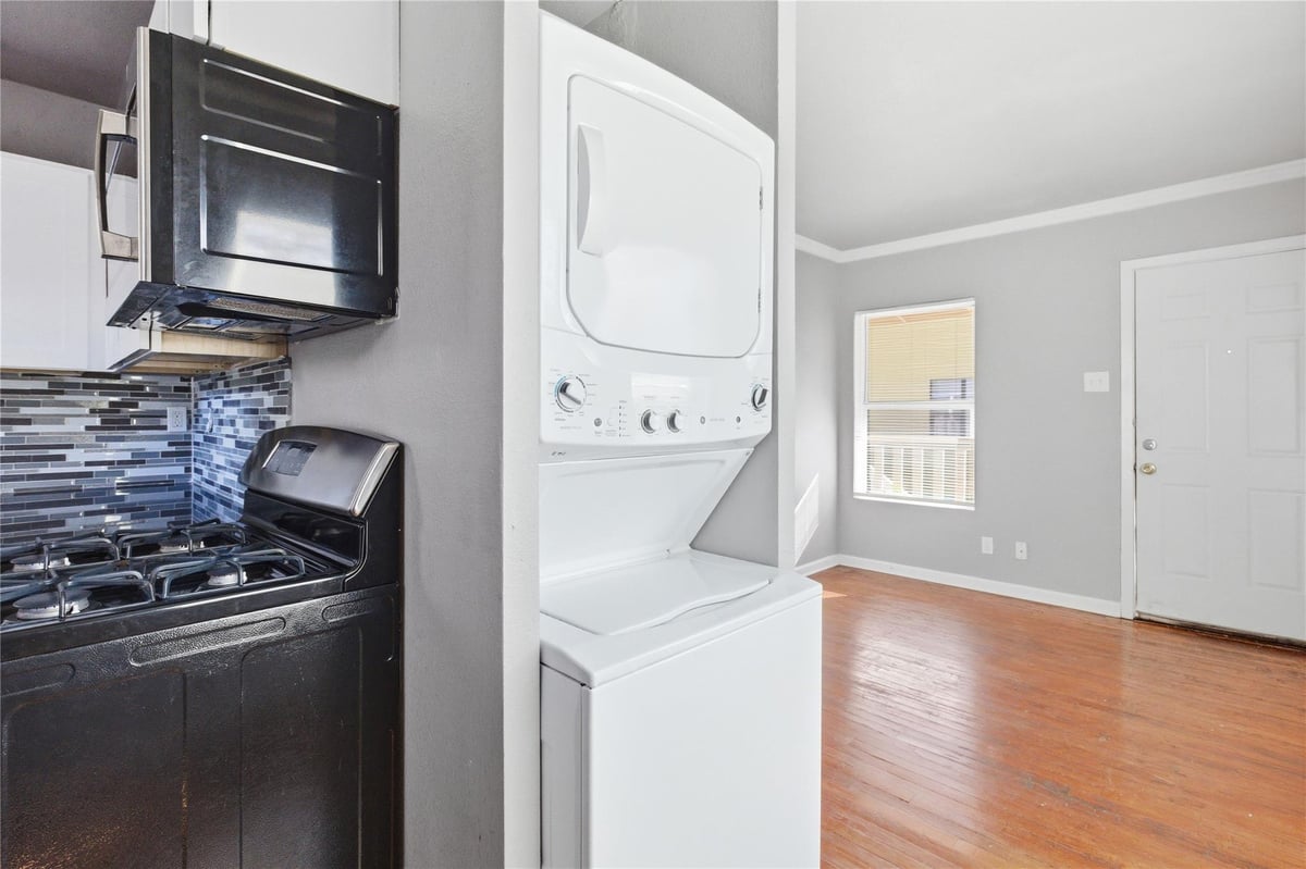 Primary bedroom at 204 E 30th St Unit #201 - 1 bed 1 bath home