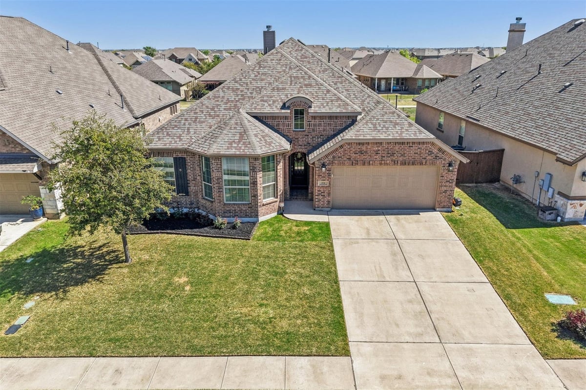 Living area at 204 Miracle Rose Way - 4 bed 2 bath home