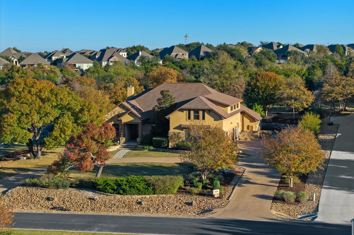 View 204 Overlook CT in River Chase 204 Overlook CT - property photo 1 - Luxury home in River Chase, Georgetown, TX