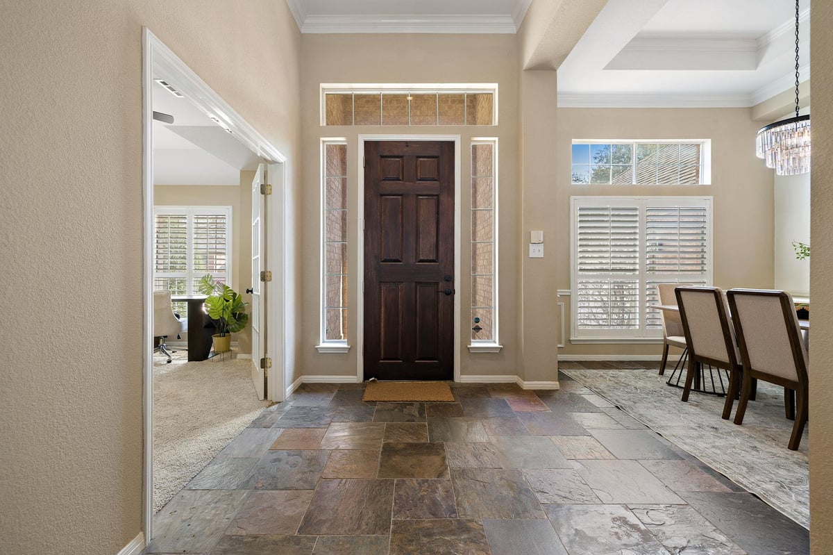 Bathroom at 2040 Saint Andrews Dr - 4 bed 3 bath home