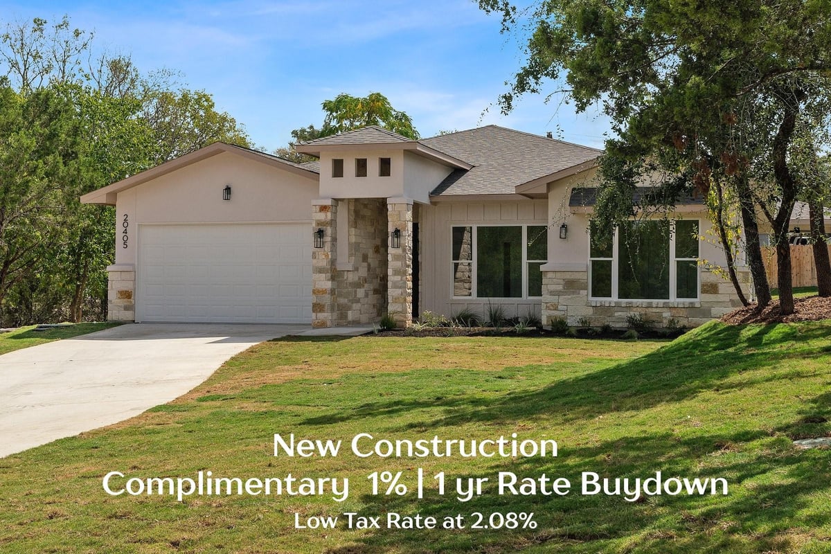View 20405 Sunset Strip St in Lago Vista Sec 02 20405 Sunset Strip St - front exterior - Luxury home in Lago Vista Sec 02, Lago Vista, TX