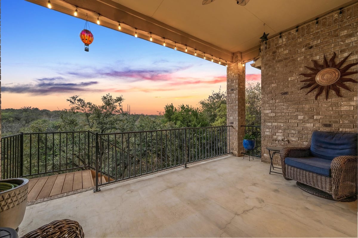 205 Bellagio Dr - front exterior - Luxury home in North Lakeway Village Sec 03, Lakeway, TX