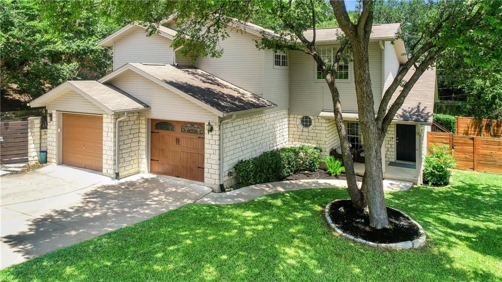 View 205 Bulian LN Unit #A in Bulian Lane Condo 205 Bulian LN Unit #A - front exterior - Luxury home in Bulian Lane Condo, Austin, TX