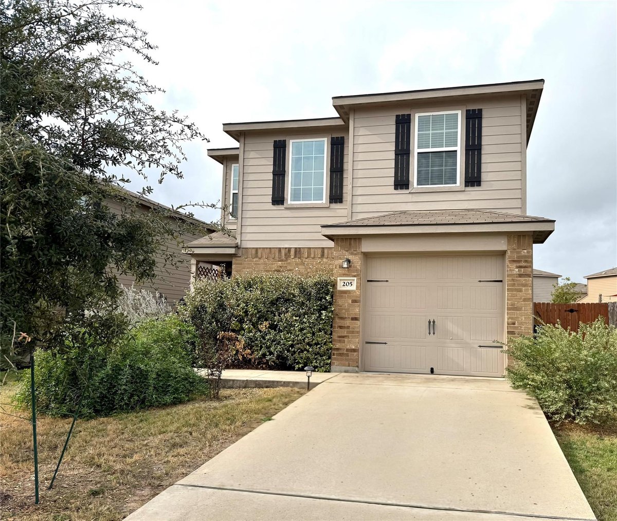 View 205 Denson Ln Unit #8D in Sonterra Ii Condos Ph Ii 205 Denson Ln Unit #8D - front exterior - Luxury home in Sonterra Ii Condos Ph Ii, Jarrell, TX