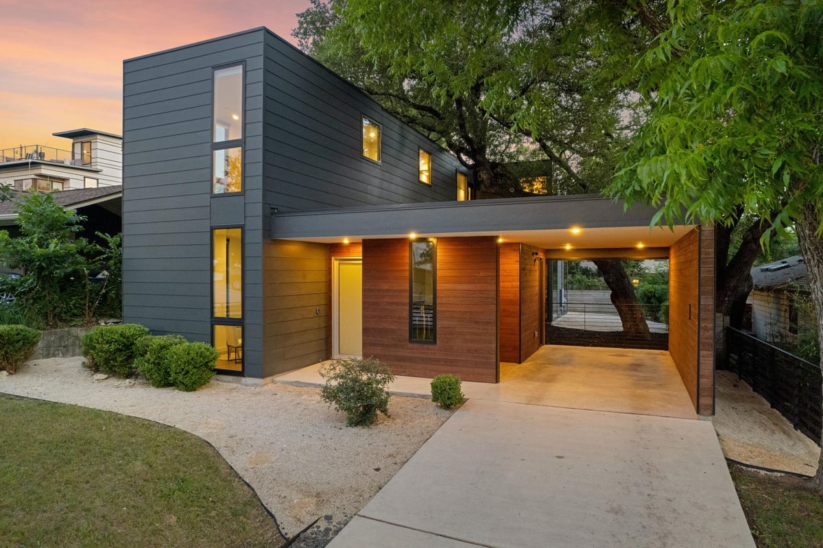 View 205 El Paso St in Brinwood Sec 03 205 El Paso St - front exterior - Luxury home in Brinwood Sec 03, Austin, TX
