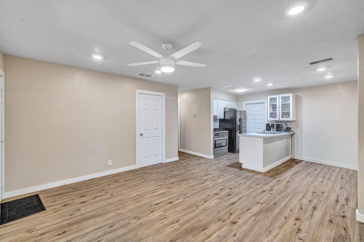 Primary bedroom at 205 Liverpool Dr - Greenwood Hills Sec 05, Austin, TX
