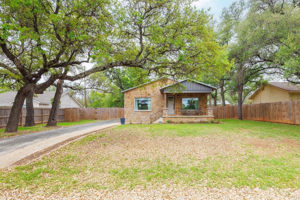 View 205 Old Austin Hwy in Annie Blum 205 Old Austin Hwy - front exterior - Luxury home in Annie Blum, Johnson City, TX