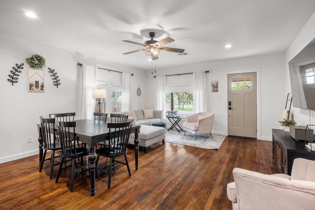 Primary bedroom at 205 Old Austin Hwy - 3 bed 2 bath home