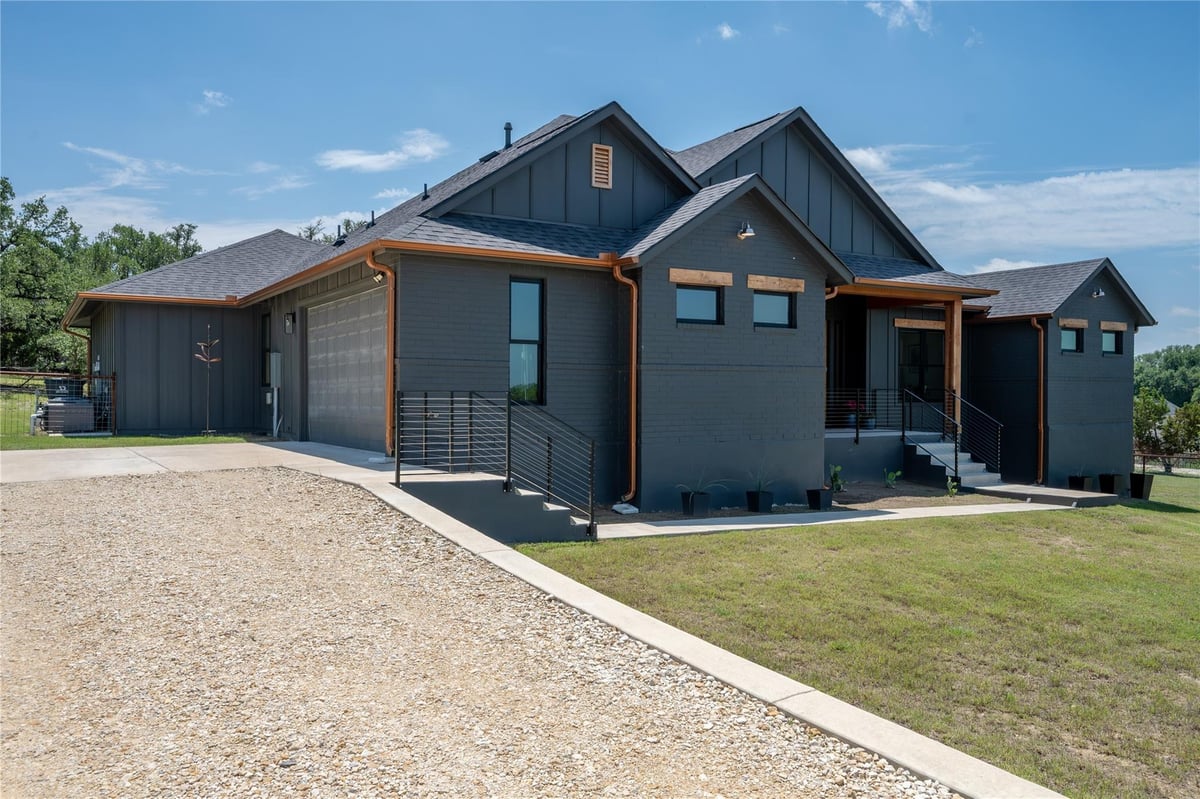 Living area at 205 Retama Tree Trce - 4 bed 3 bath home