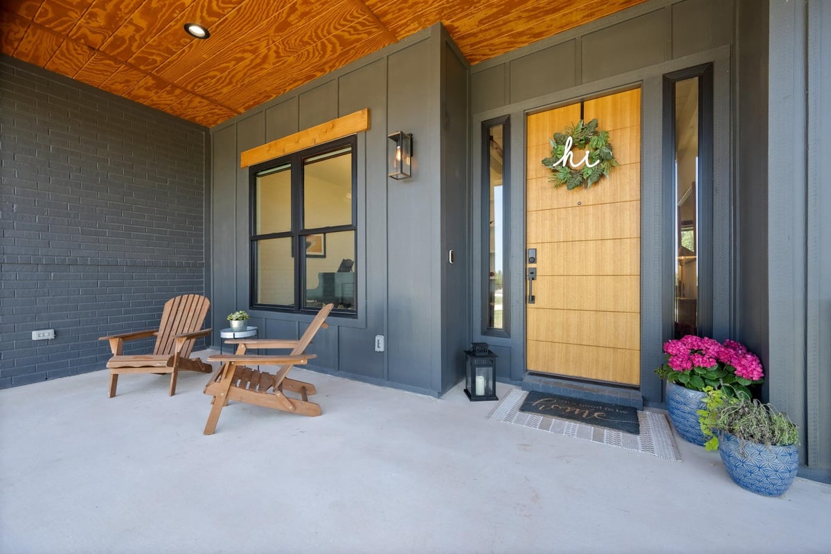 Primary bedroom at 205 Retama Tree Trce - 4 bed 3 bath home