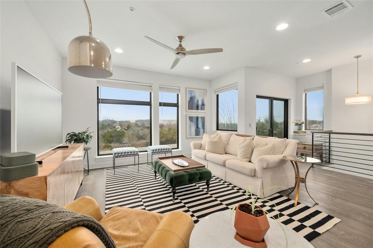 2050  Lohmans Spur Rd Unit #101 - front exterior - Luxury home in Landing at Lakeway, Lakeway, TX