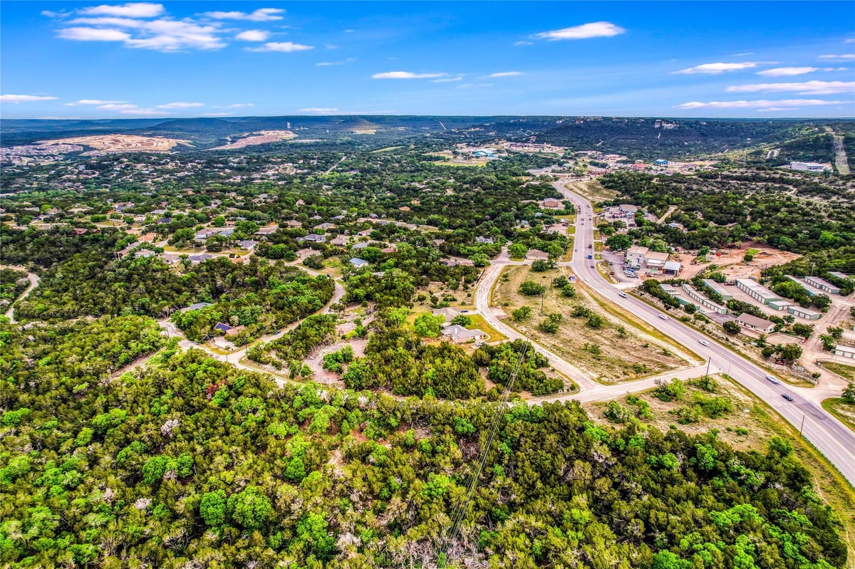 View 20507 Post Oak DR in Lago Vista Estates Sec 04 20507 Post Oak DR - property photo 1 - Luxury lot in Lago Vista Estates Sec 04, Lago Vista, TX