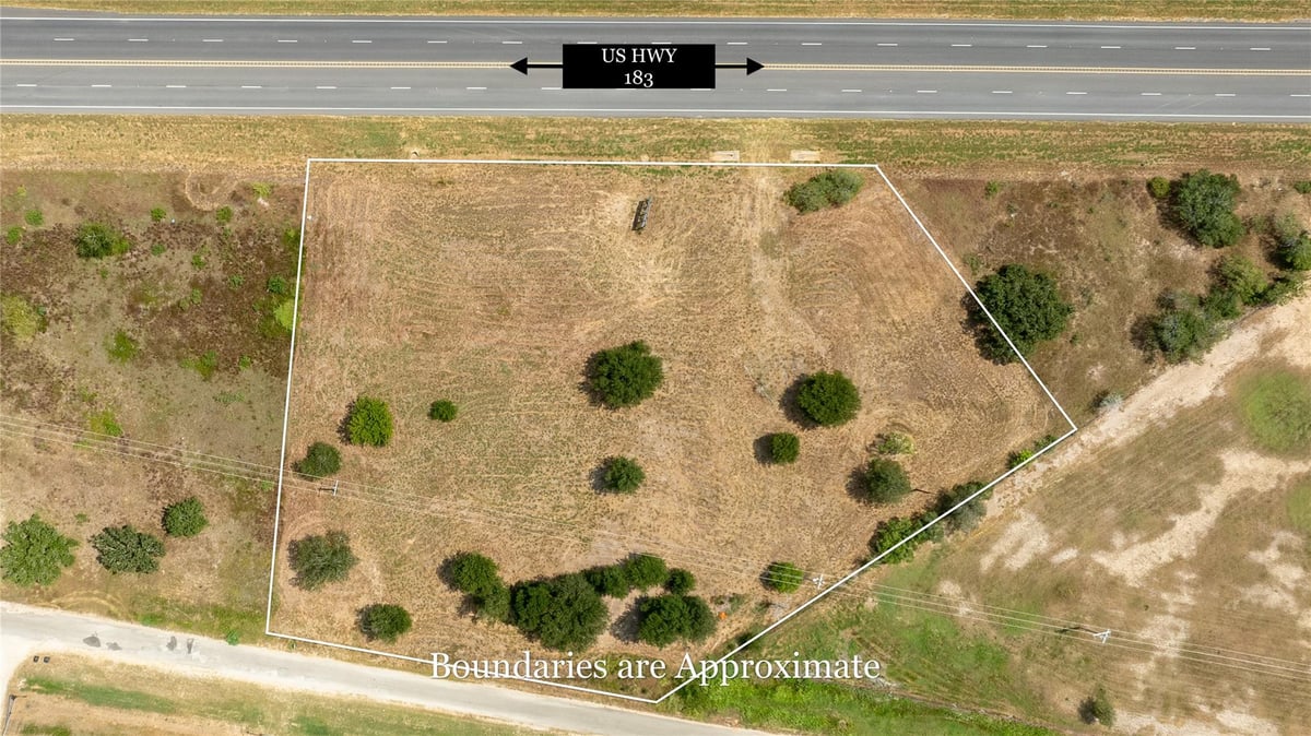 View 2063 N Magnolia Ave in A102 2063 N Magnolia Ave - front exterior - Luxury lot in A102, Luling, TX