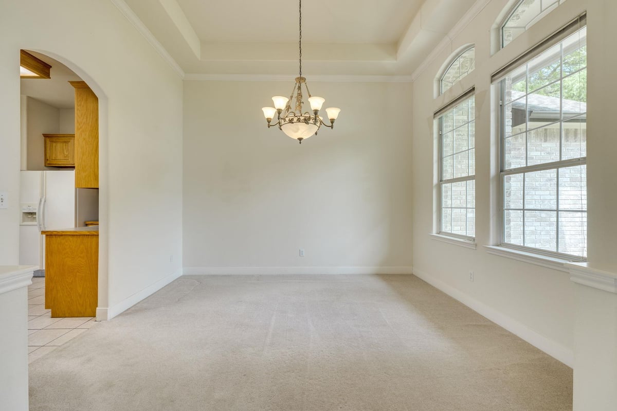 Living area at 207 Flamingo Cir - 3 bed 2 bath home
