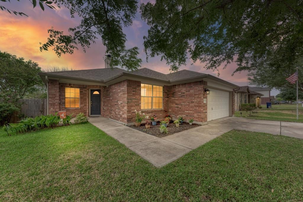 View 207 Kerley DR in Ledgends Hutto Ph 04 207 Kerley DR - front exterior - Luxury home in Ledgends Hutto Ph 04, Hutto, TX