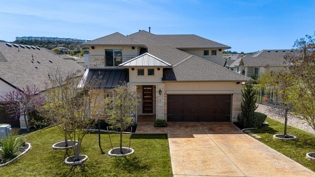 207 Sumalt Gap Way - front exterior - Luxury home in Lakeway Hlnds Ph 3 Sec 2, Austin, TX