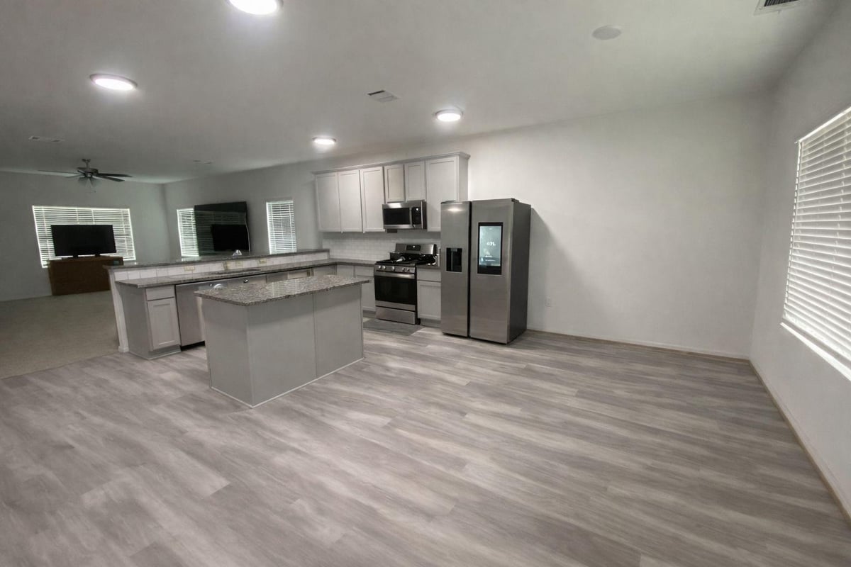 Living area at 208 Eagle Lake Dr - 4 bed 2 bath home