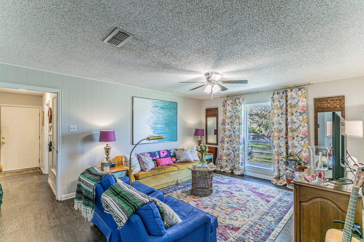Primary bedroom at 208 Highland Oaks Dr - 4 bed 3 bath home