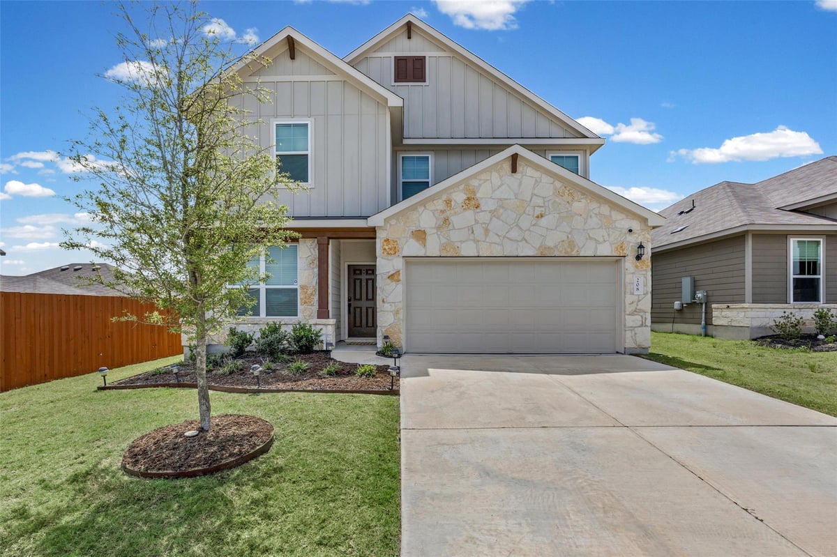 208 Orange RD - front exterior - Luxury home in Sunfield Ph Five Sec Two, Buda, TX