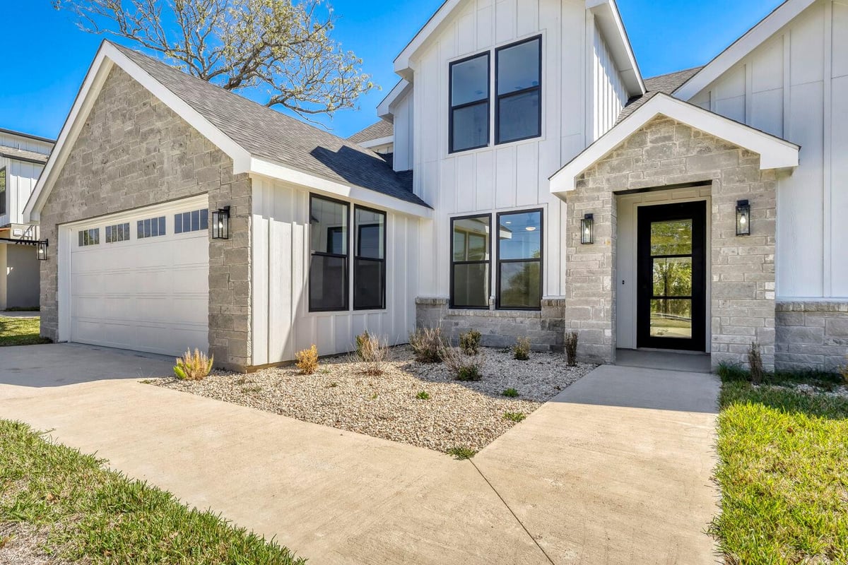 Kitchen at 208 Ulupau Cir - 4 bed 3 bath home